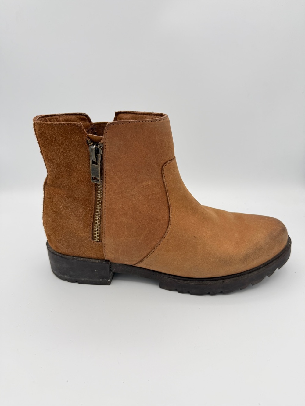Sorel Emelie II Zip Brown Chelsea Bootie Suede Leather 7.5